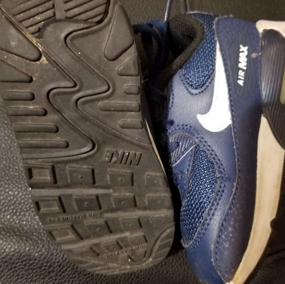 Shoes - Picture 6 of 6